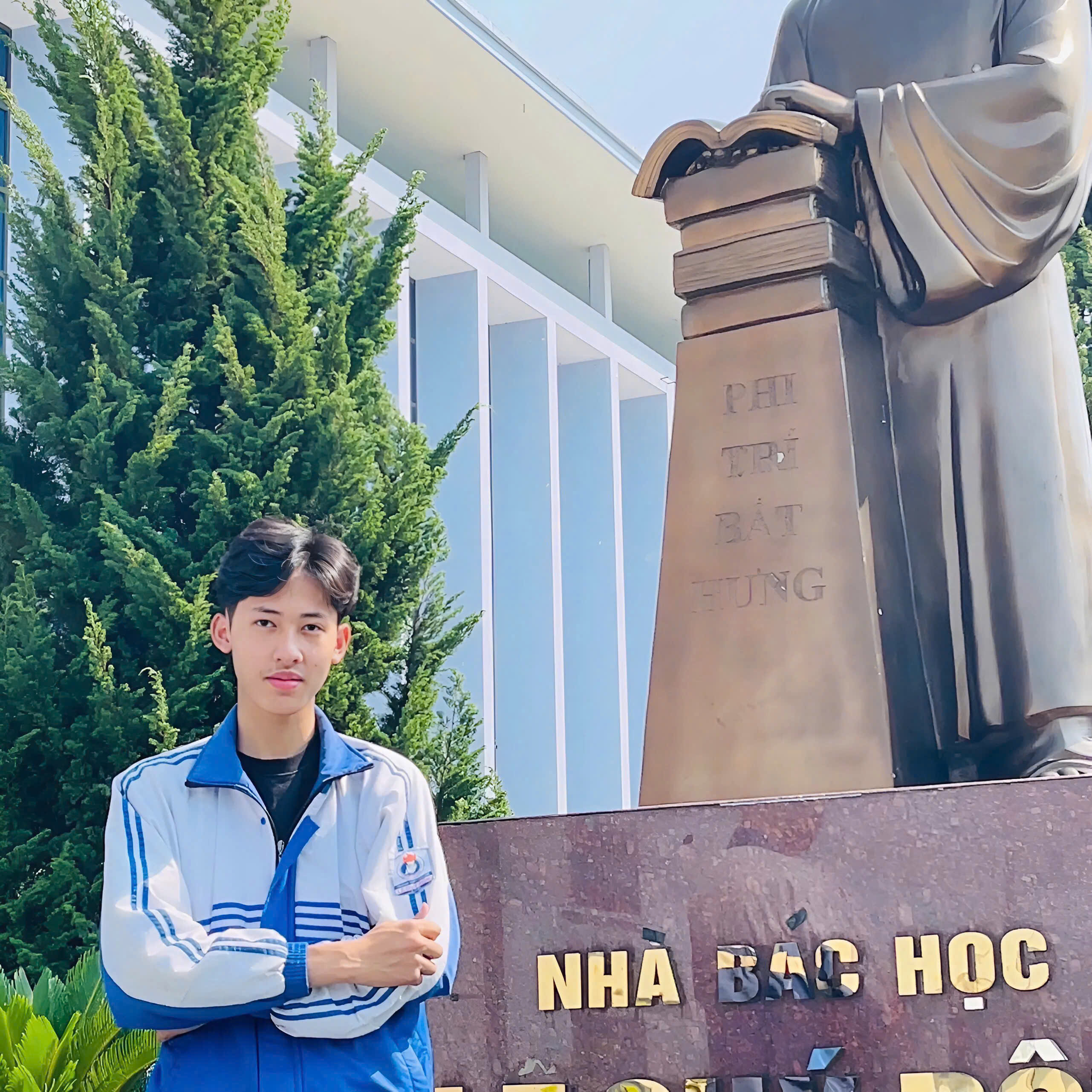 prof_pic.jpg